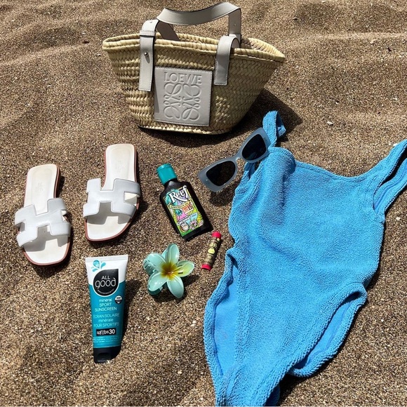 Baby blue cat eye Celine authentic sunglasses - Picture 3 of 6